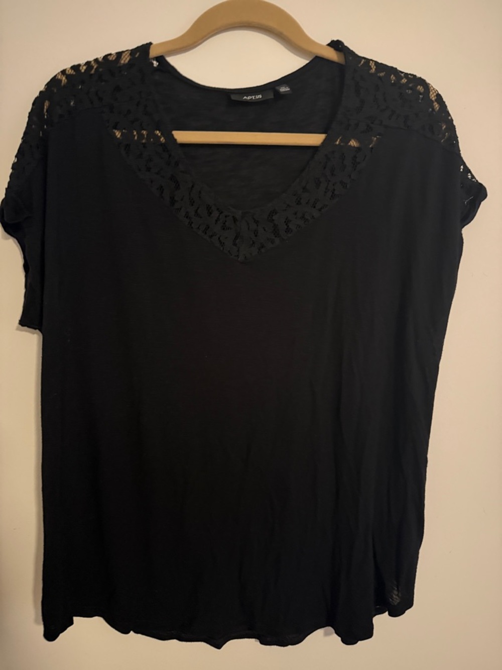 Apt. 9 Black Short-Sleeve V-Neck Top with Lace Yoke